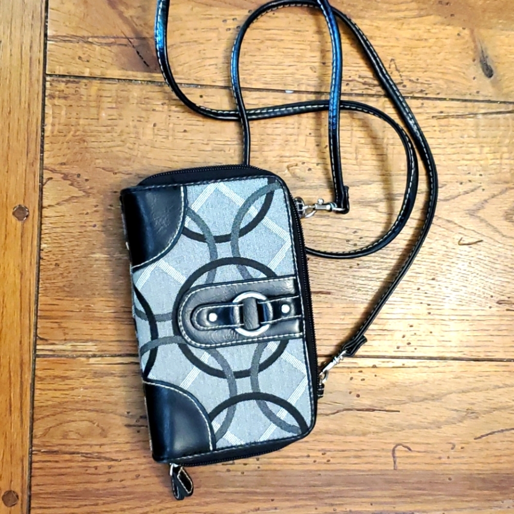 Across body purse